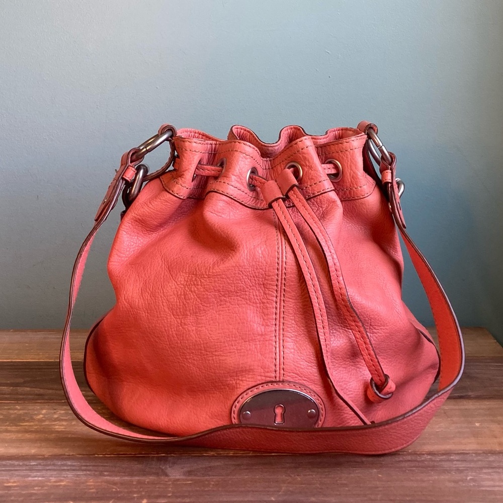 Vintage Fossil Maddox Leather Drawstring Bucket Bag